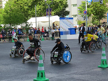 �͂܂Ȃ��Ԃ����}���\��2019�̗l�q03