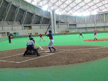 ��19��S����Q�҃X�|�[�c���\�t�g�{�[�����Z�@�k�C���E���k�u���b�N�\�I��̗l�q03