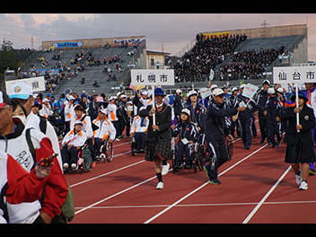 �S����Q�҃X�|�[�c���̗l�q24